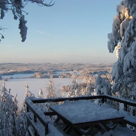 Bed & Breakfast Varjola Center