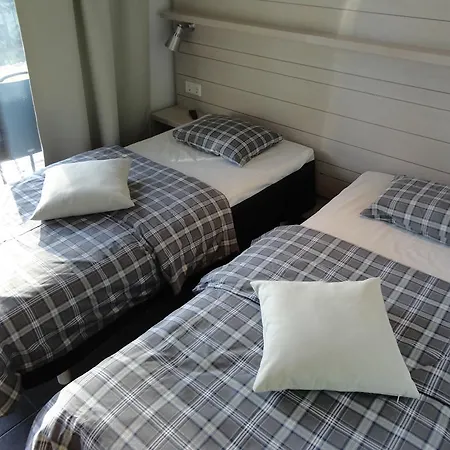 Bed & Breakfast Varjola Center Laukaa
