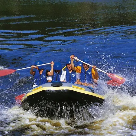 Bed & Breakfast Varjola Center