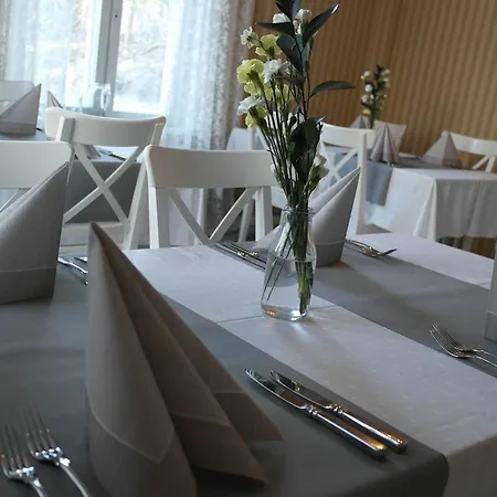 Couette-café Varjola Center 4*