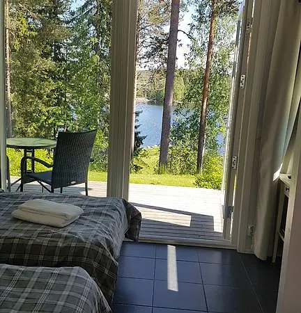 Couette-café Varjola Center 4*