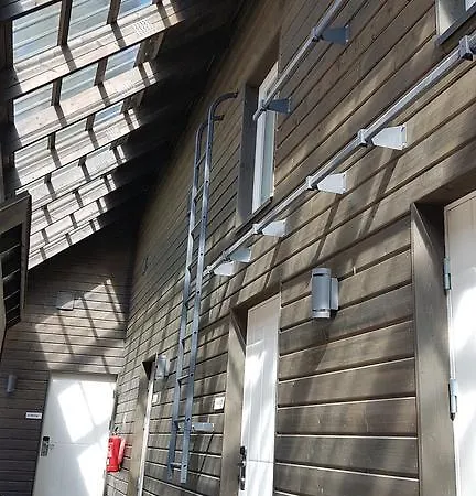 Bed & Breakfast Varjola Center