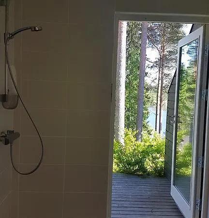 Varjola Center Oda ve Kahvaltı Laukaa