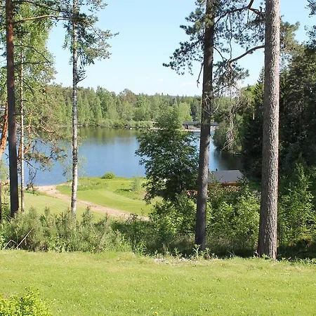 Bed & Breakfast Varjola Center 4*