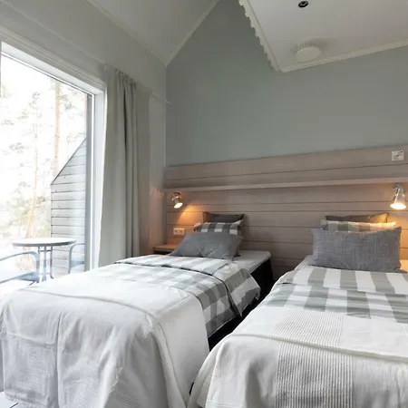 Bed & Breakfast Varjola Center