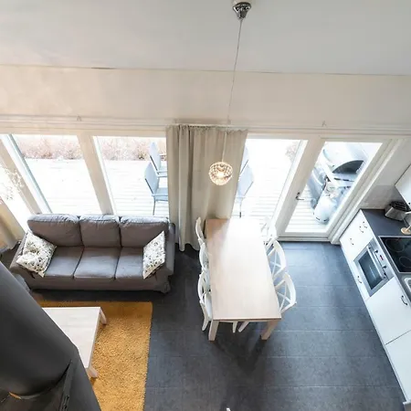 Varjola Center 4* Laukaa