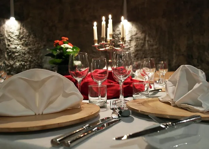 Varjola Center Bed & Breakfast Laukaa