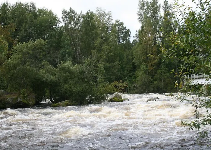 Bed & Breakfast Varjola Center 4*