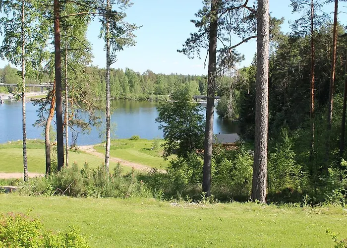 Bed & Breakfast Varjola Center 4*