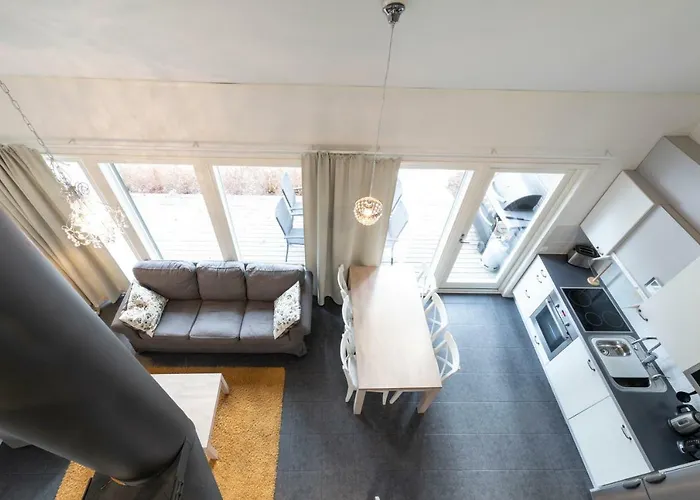 Varjola Center 4* Laukaa