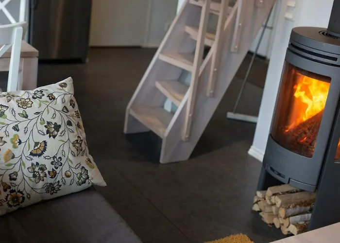 Varjola Center 4* Laukaa