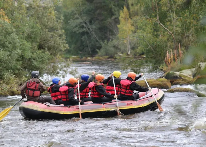Varjola Center Bed & Breakfast Laukaa